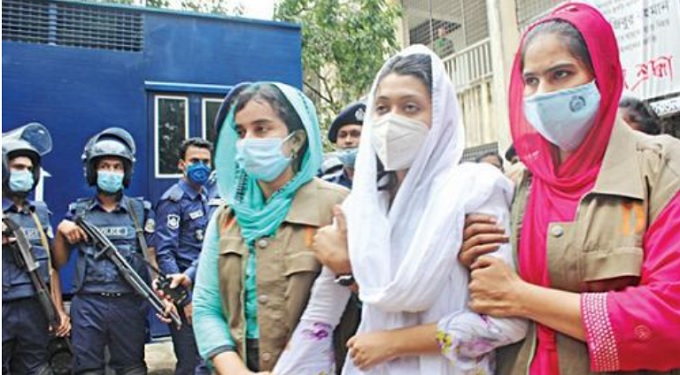 রিফাত শরীফ হত্যা মামলার ফাঁসির দণ্ডপ্রাপ্ত আসামি আয়শা সিদ্দিকা মিন্নি