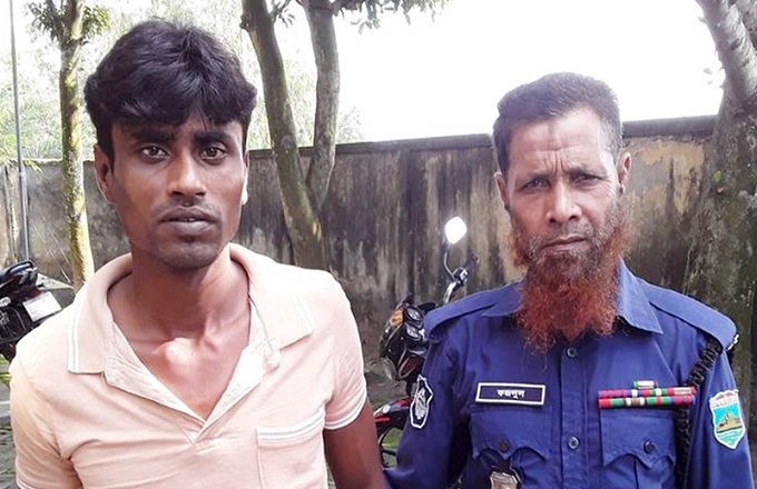 ছবি: ধর্ষণ চেষ্টার অভিযোগে গ্রেপ্তার যুবক আল আমিন।